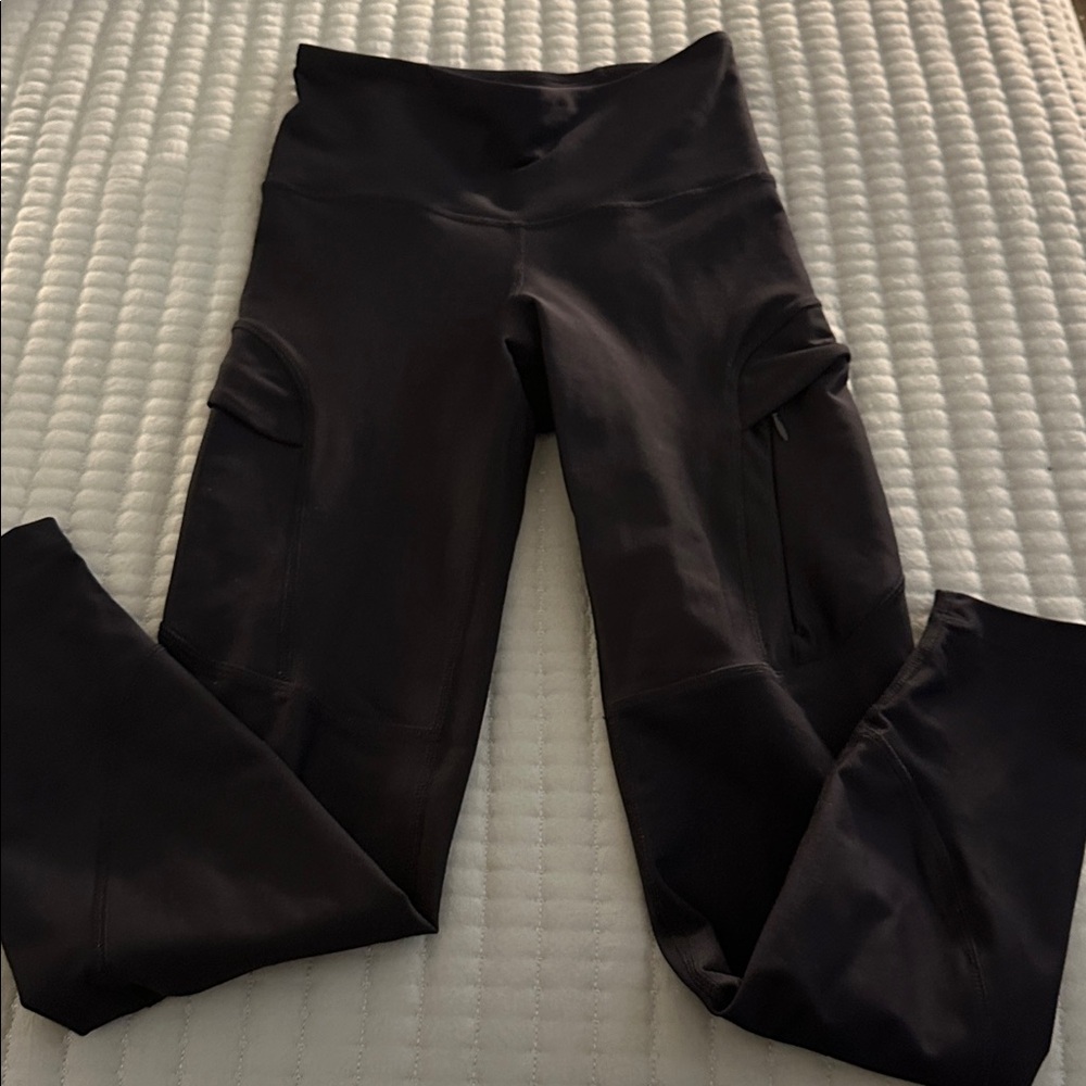 Old Navy Active Powersoft High-Rise Leggings w/ pockets
